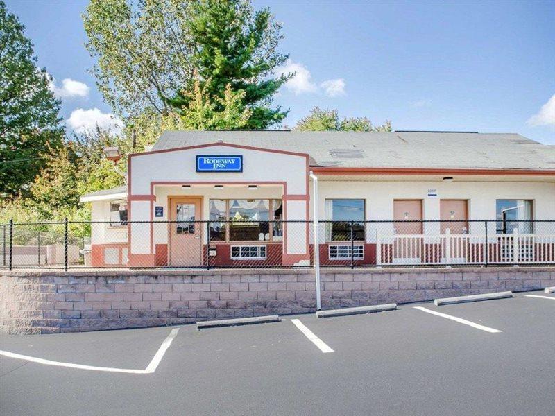 Rodeway Inn Χάρισμπουργκ Εξωτερικό φωτογραφία