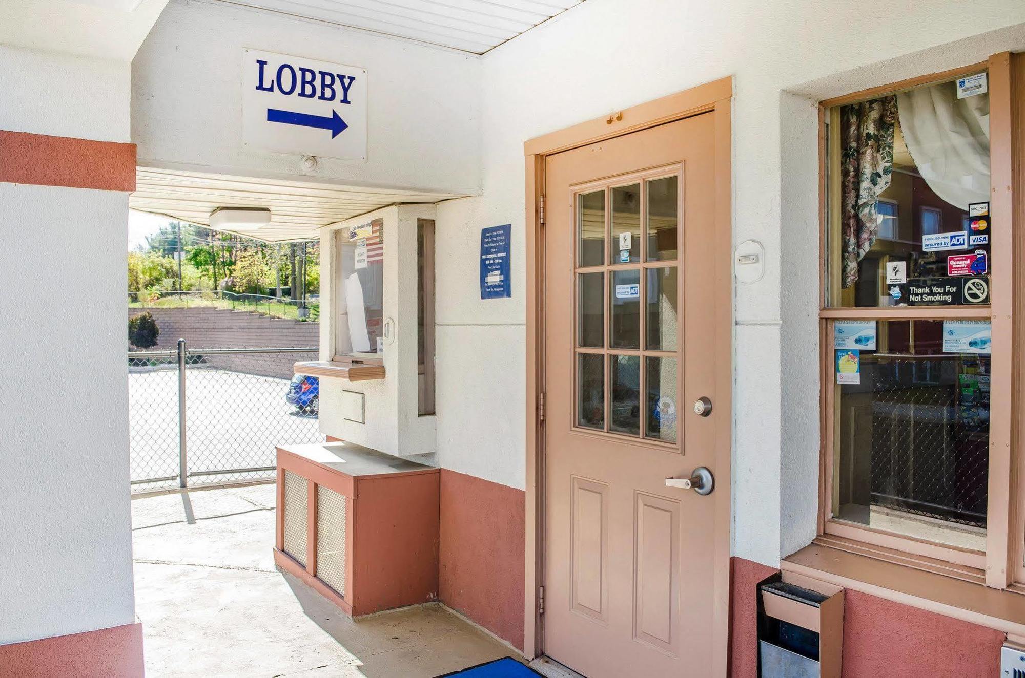 Rodeway Inn Χάρισμπουργκ Εξωτερικό φωτογραφία
