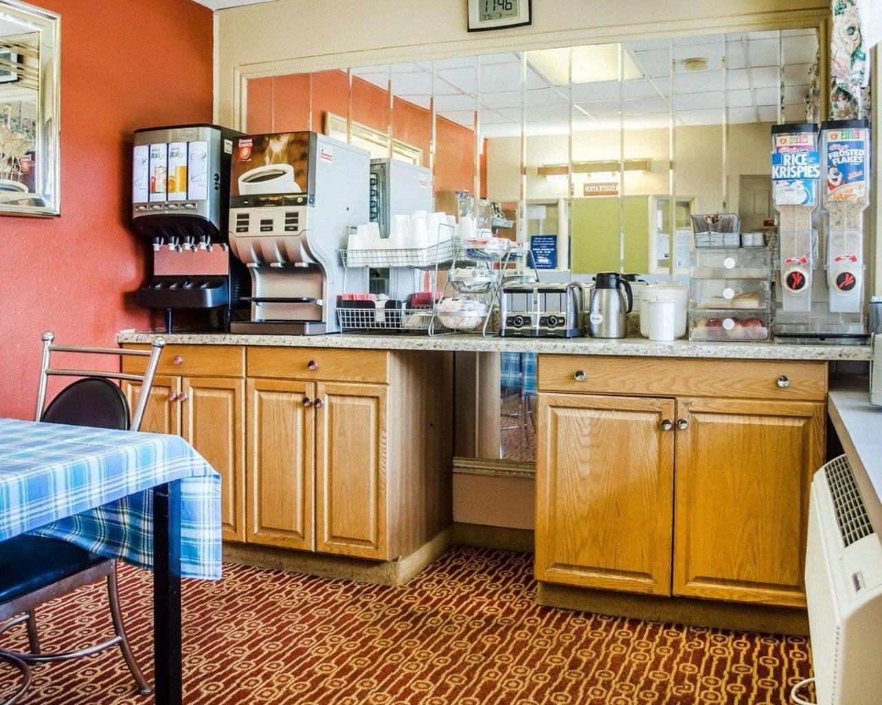 Rodeway Inn Χάρισμπουργκ Εξωτερικό φωτογραφία