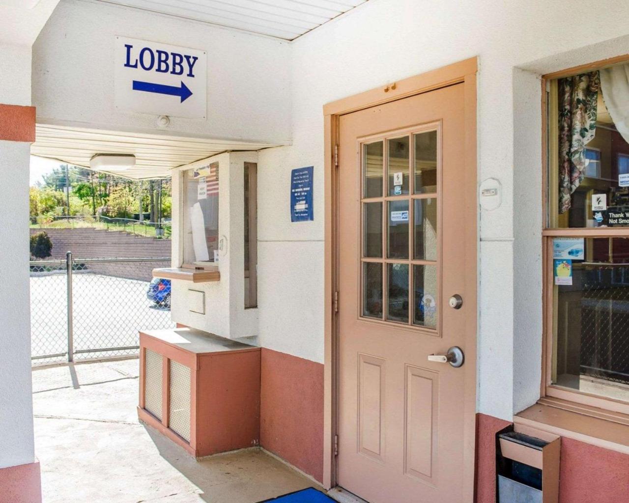 Rodeway Inn Χάρισμπουργκ Εξωτερικό φωτογραφία